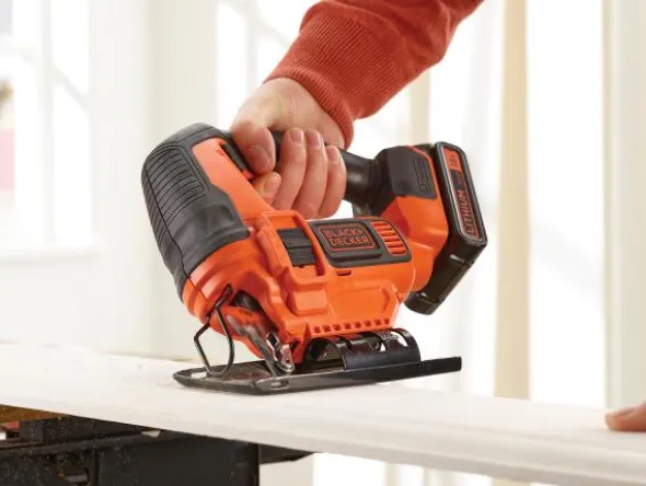 Black & Decker Stikksag 18V Pendel