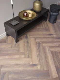 Herringbone 4766 Calais Oak Laminatgulv