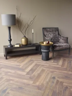 Herringbone 4766 Calais Oak Laminatgulv