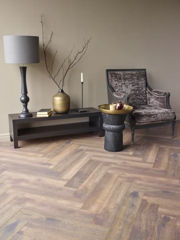 Herringbone 4766 Calais Oak Laminatgulv