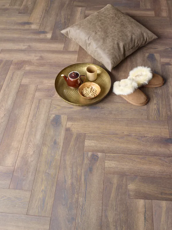 Herringbone 4766 Calais Oak Laminatgulv