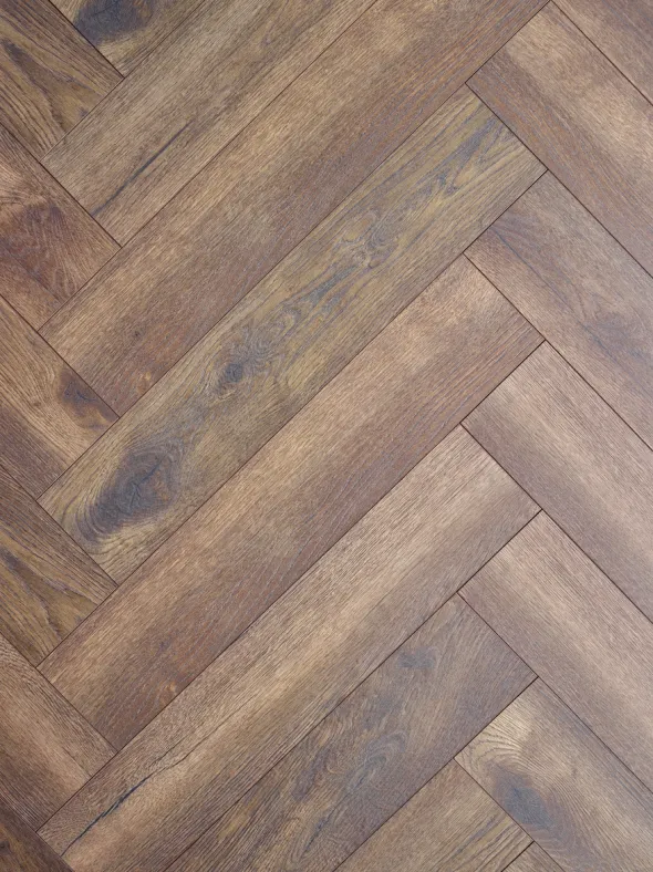 Herringbone 4766 Calais Oak Laminatgulv