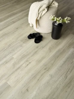 Isocore XL Constance Eik Klikkvinyl