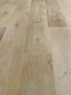 Isocore XL Geneva Eik Klikkvinyl