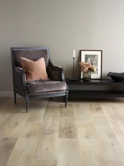 Isocore XL Geneva Eik Klikkvinyl
