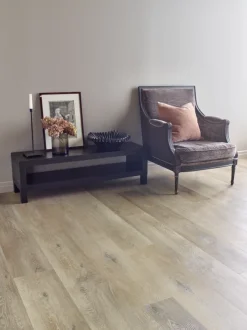 Isocore XL Geneva Eik Klikkvinyl