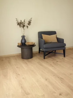 Moskus 12 Eik Natur Laminat