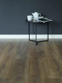 Moskus XL Brun Eik Laminatgulv