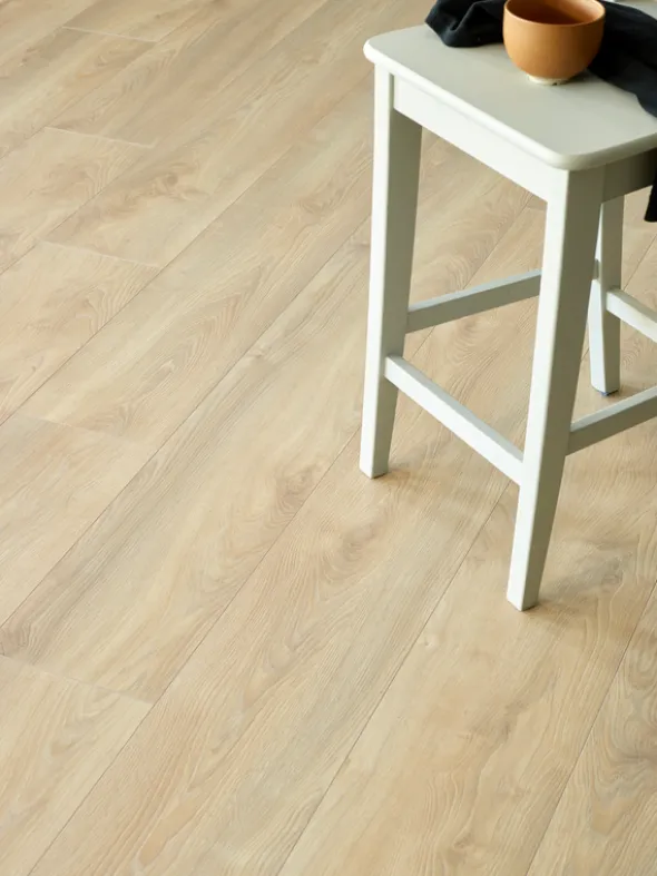 Moskus XL Lys Beige Eik Laminatgulv