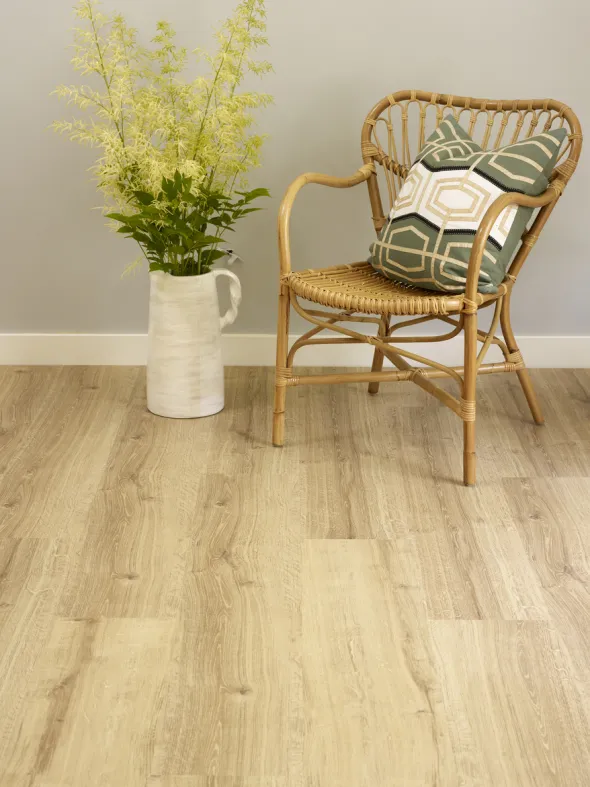 Rigid Essential Oak Light Klikkvinyl