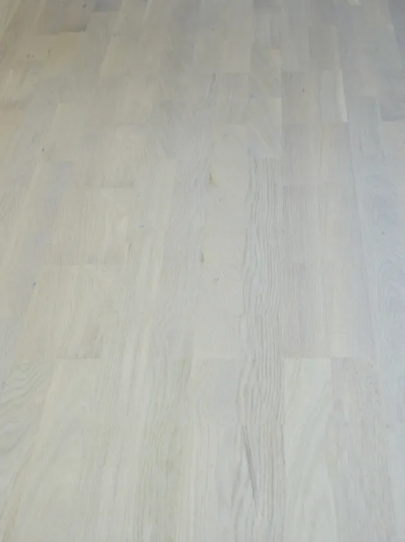 Saga Basic Pearl White Oak Parkett