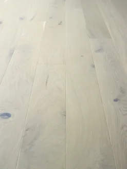 Saga Elegant Oak Pearl Parkett