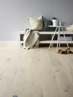 Saga Elegant Oak Pearl Parkett