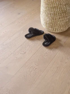 Saga Hardwood Pure Oksøy Herdet Tregulv