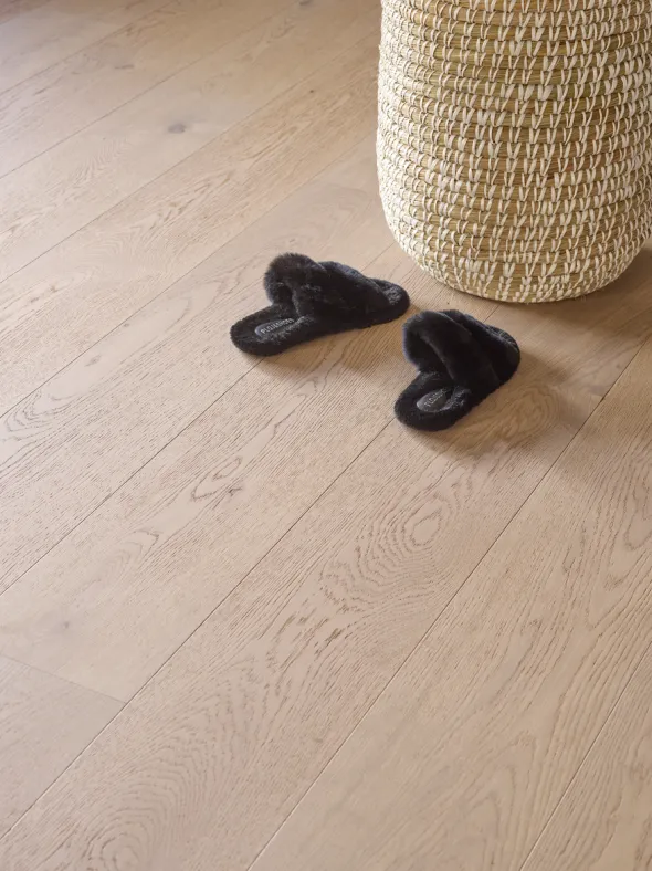 Saga Hardwood Pure Oksøy Herdet Tregulv